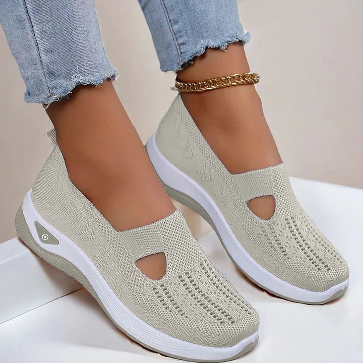 CHAUSSURES QUOTIDIENNES À ENFILER POUR FEMMES