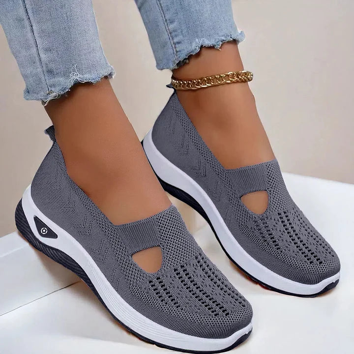 CHAUSSURES QUOTIDIENNES À ENFILER POUR FEMMES