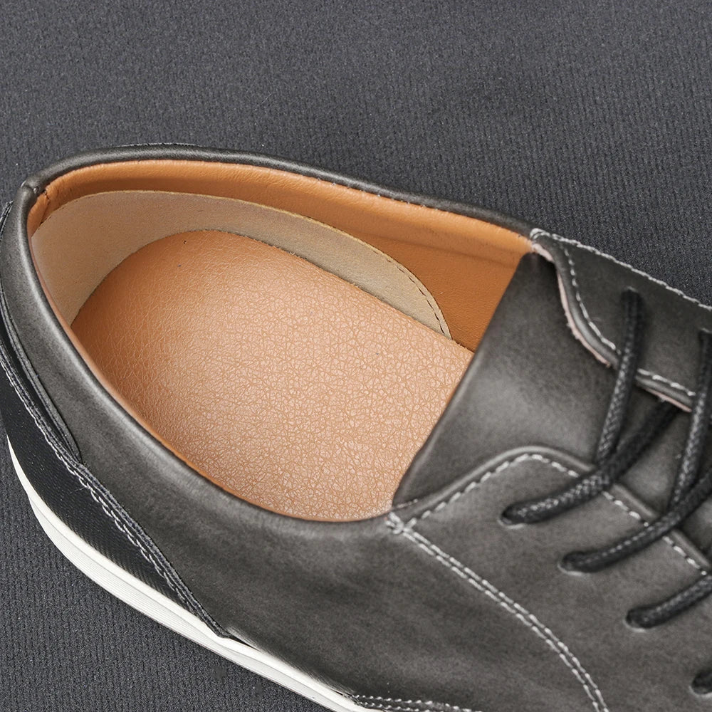 BASKETS EN CUIR